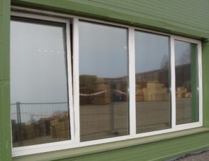 Тонированное огнестойкое ПВХ окно / серия FRM974